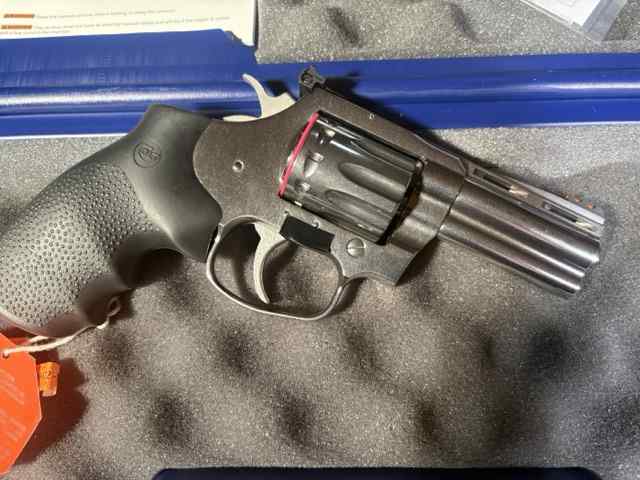 Colt King Cobra 22lr 3"