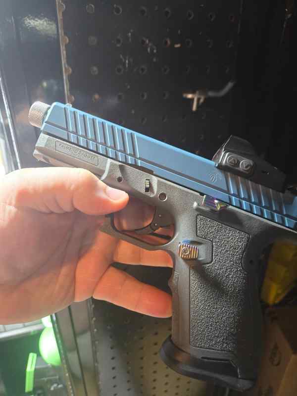 Glock 19 clone