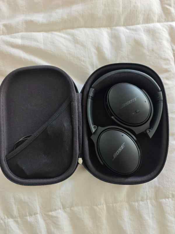 Bose QuietComfort noise cancelling headphones